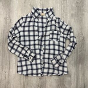 Passport white and navy plaid button up flannel shirt